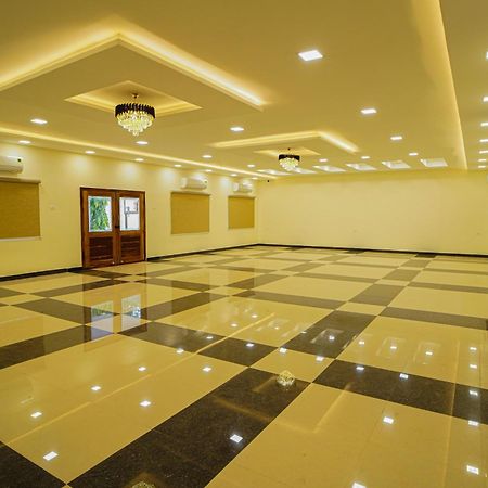 Tpc Camphor Tiruchirappalli Exterior foto