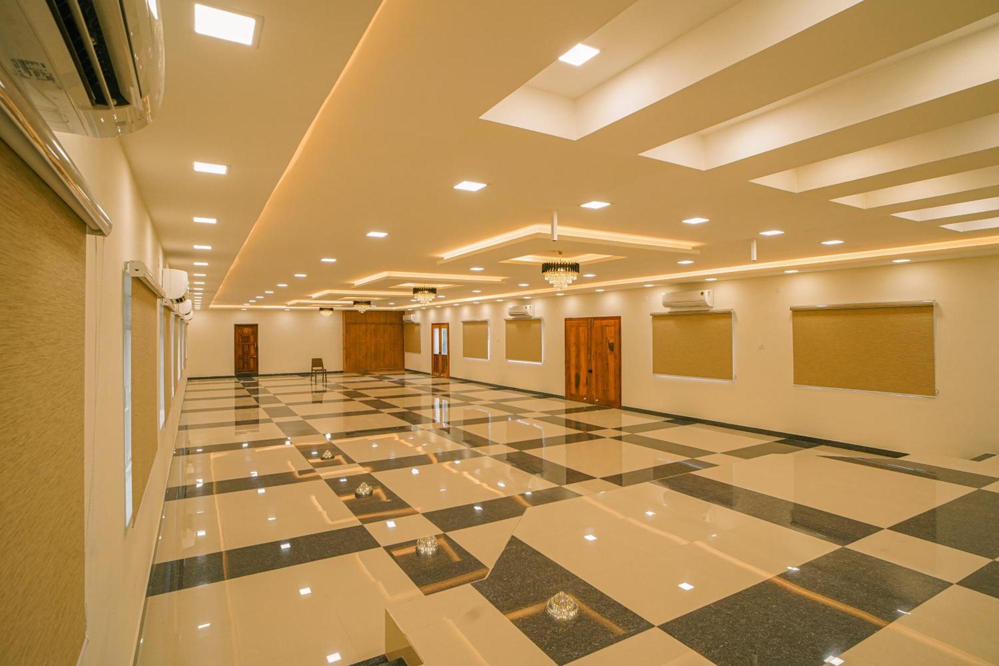 Tpc Camphor Tiruchirappalli Exterior foto